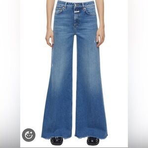 Closed glow up wide leg jeans size 25